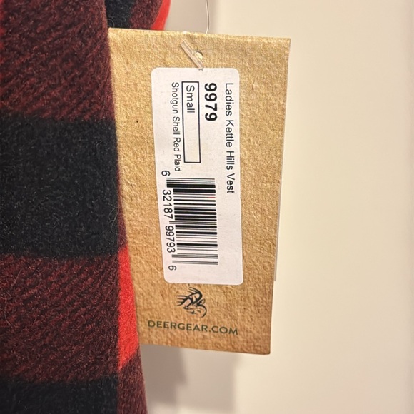 Women’s Fuzzy & Thick open Vest with Hood Small NWT - Picture 2 of 9